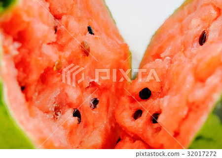 Watermelon split summer Watermelon split summer 32017272