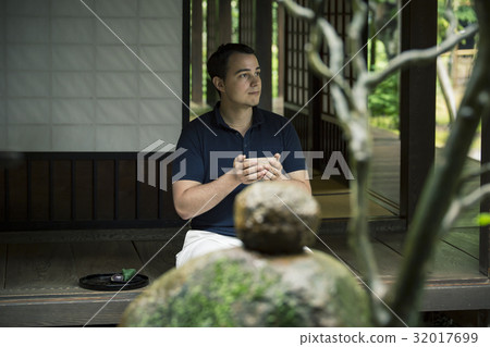 French people sightseeing in Japan 32017699