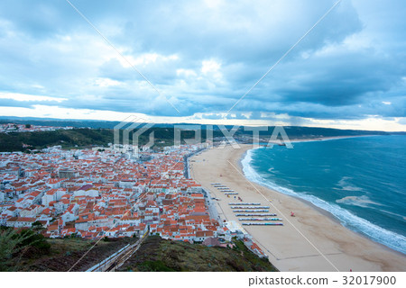 多雲納扎雷（葡萄牙）的風景 32017900