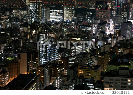 Tokyo skyscraper night view 32018151