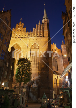 St Mary Church in Gdansk at Night St Mary Church in Gdansk at Night 32022015