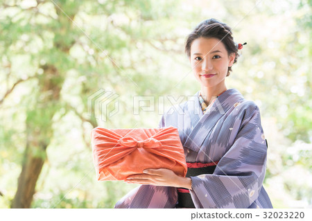 和服女性 和服女性 32023220