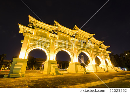 national theater & concert hall in Taipei, Taiwan. 32025362