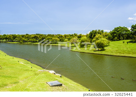 beautiful city park in Tainan, Taiwan 32025441