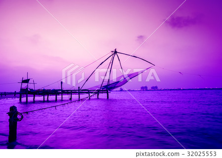 beautiful night scene of Kochi chinese fishnets beautiful night scene of Kochi chinese fishnets 32025553