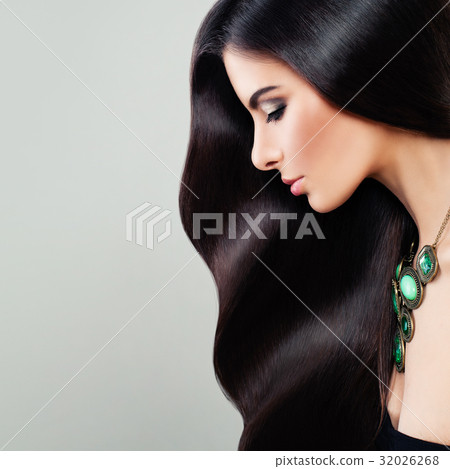 Haircare Concept. Glamorous Brunette Woman Haircare Concept. Glamorous Brunette Woman 32026268