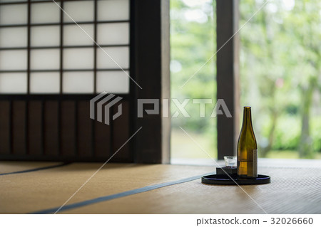Hospitality image _ Women Hospitality image _ Women 32026660