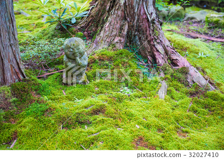 Three thousand in the rainy season Jarabi Jizo Three thousand in the rainy season Jarabi Jizo 32027410