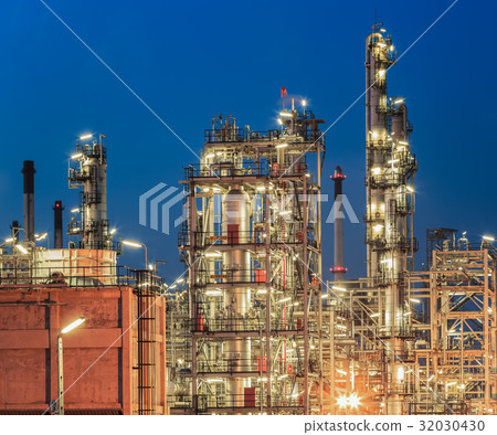 Refinery plant of a petrochemical industry  32030430