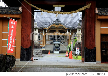 Kobo Daishi建築寺：Kagiraji寺·14（岐阜縣本州郡北町） 32030451