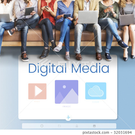 Application Digital Social Media Technology 32031694