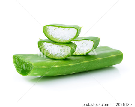 aloe vera fresh leaf isolated on white 32036180