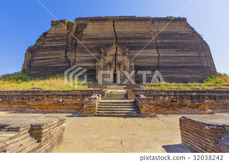 Mingun Pahtodawgyi Temple in Mandalay 32038242