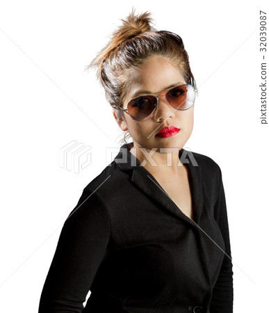 fashionable asian woman fashionable asian woman 32039087