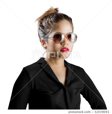 fashionable asian woman 32039091