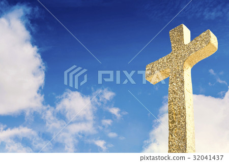 gold cross 32041437