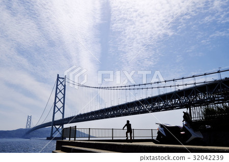 明石海峽大橋 32042239