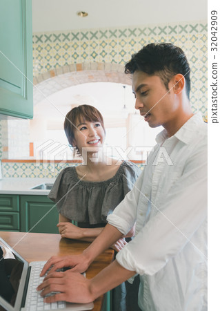 電腦 筆電 筆記本 32042909