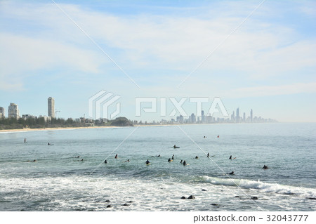 Gold Coast Gold Coast 32043777