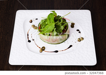 Vegetable salad on plate 32047368