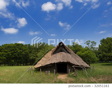Restoration of Kazusuri shell mounds Pit dwellings 32051161