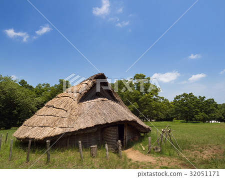 Restoration of Kazusuri shell mounds Pit dwellings 32051171