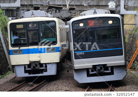 小田急線 32052147