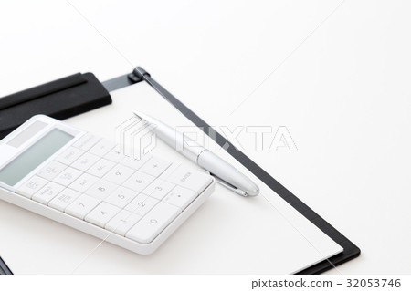 Binder and calculator 32053746