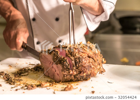 Carving Wagyu beef 32054424