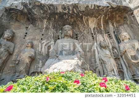 Longmen Grottoes Luayang China 32054451