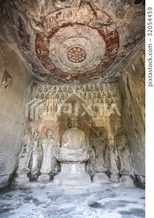 Longmen Grottoes Luayang China 32054459