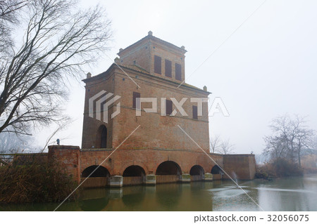 Ancient building from Po river lagoon, Italy 32056075