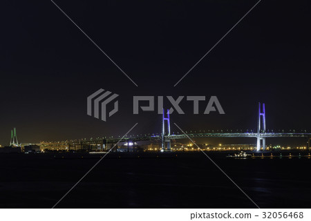Yokohama Bay Bridge 32056468