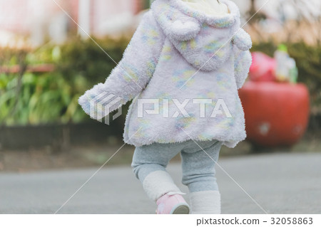 兒童 孩子 小孩 32058863