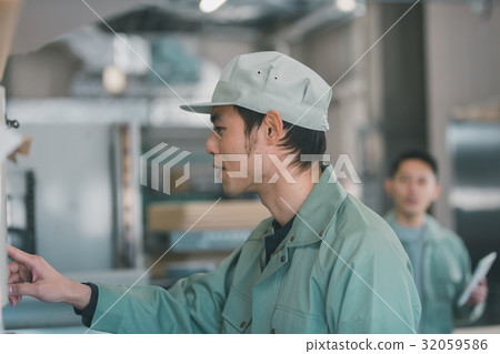 工廠 男人 男 32059586