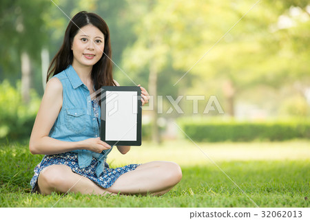asian woman using digital tablet shopping 32062013