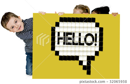 Kids Say Hello Hi Greeting Speech Bubble Graphic Kids Say Hello Hi Greeting Speech Bubble Graphic 32065938