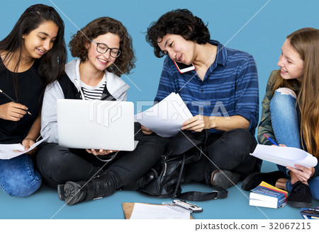 Group of Diverse Students Using Laptop Studio Portrait Group of Diverse Students Using Laptop Studio Portrait 32067215