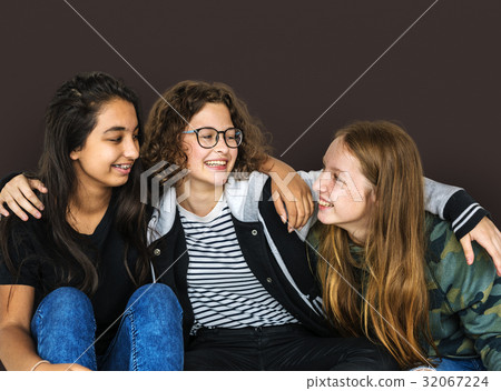 Group of Diverse Young Adult Friendship Together Tutorial 32067224