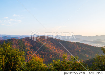 栃木縣足利市晨光風景(從兩座懸崖山)拍攝於2016年12月 栃木縣足利市晨光風景(從兩座懸崖山)拍攝於2016年12月 32069958