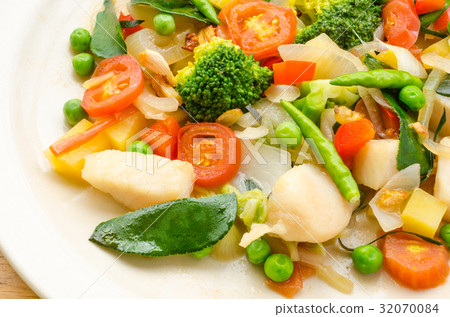 Vegetable Fried Vegetable Fried 32070084