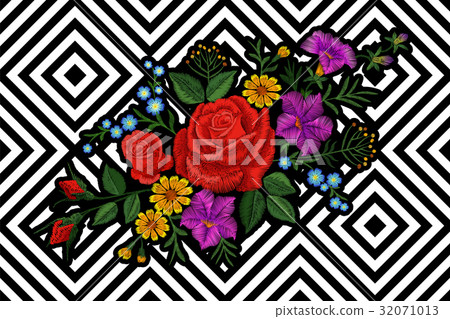 Floral red rose embroidery seamless pattern.  32071013