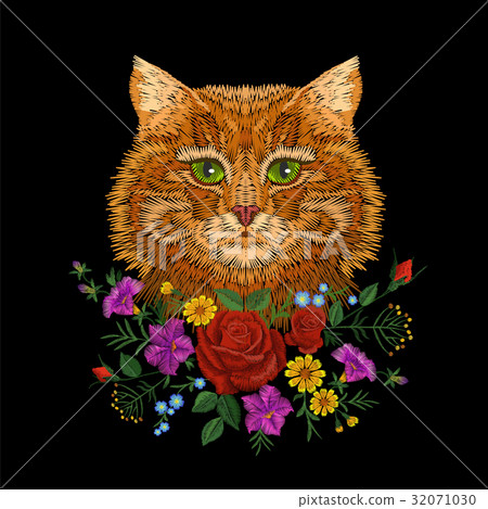 Red orange striped cat green eyes 32071030