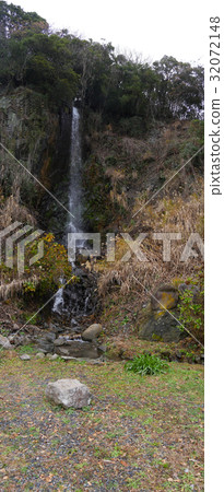 White Dragon Waterfall Park of Echizen Cape 32072148