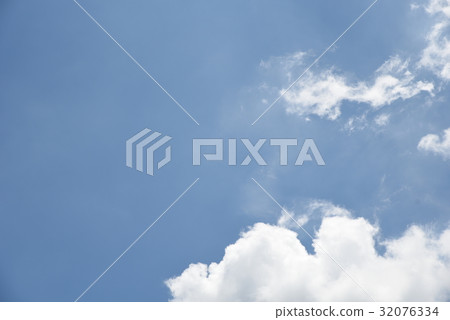 Blue sky and white clouds Blue sky and white clouds 32076334