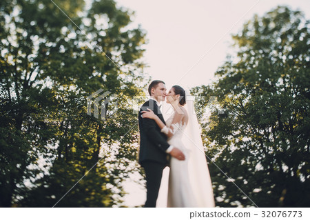 bride and groom bride and groom 32076773