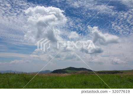 高原的風景 高原的風景 32077619