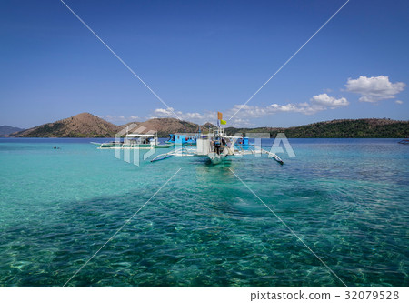 Seascape of Palawan Islands in Philippines 32079528