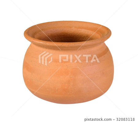 Clay pot on white background Clay pot on white background 32083118