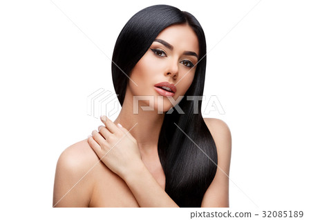 Beautiful Young Woman with Clean healthy hair 32085189